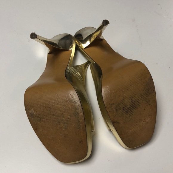 Guess gold platform heels - Picture 4 of 4